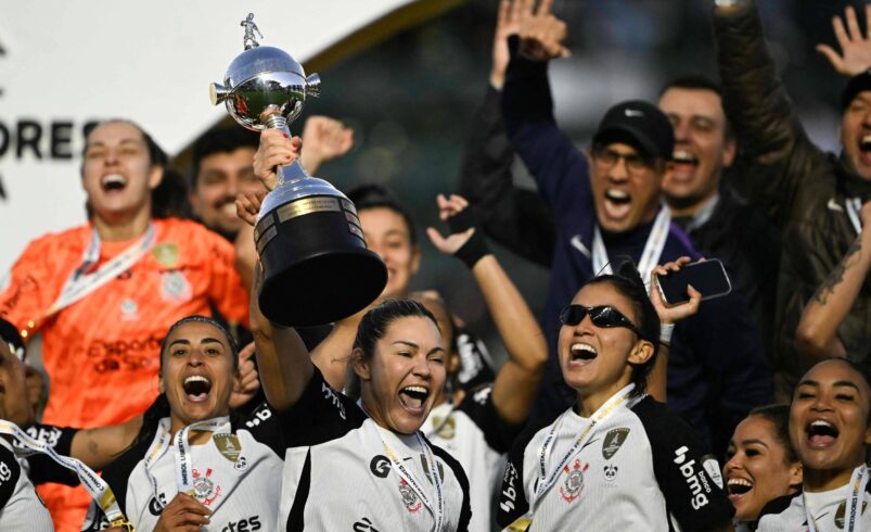 Corinthians é campeão da Libertadores feminina pela sexta vez – 18/10/2025 – Esporte