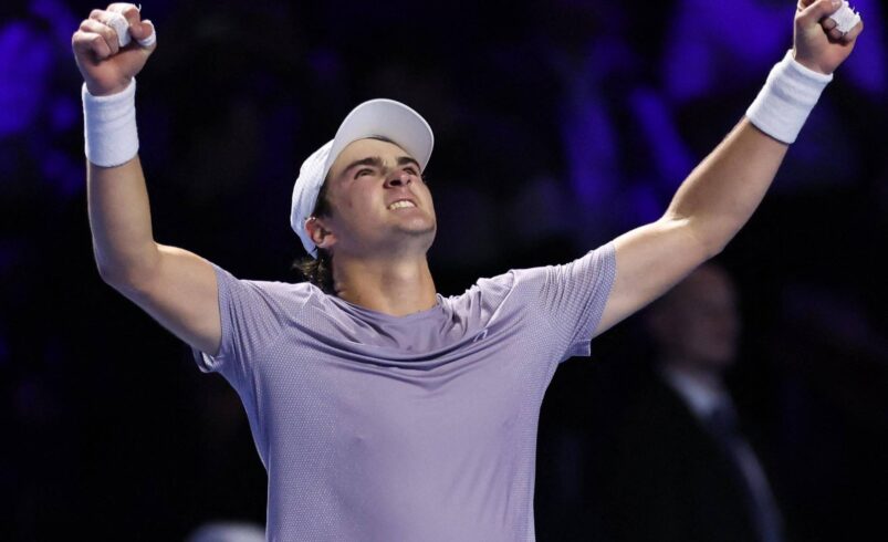 João Fonseca Renova a Empolgação nas Quadras de Tênis: O Segredo de Seu Sucesso – 25/10/2025 – Esporte