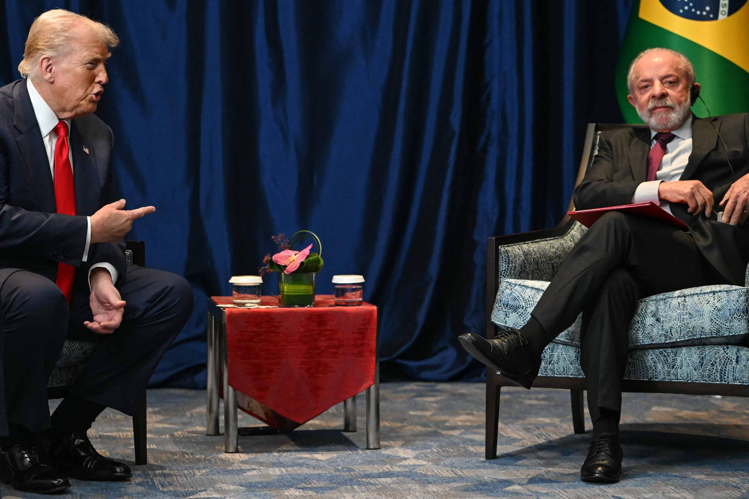 “Líder do PL Afirma que Lula não Conseguirá Mediar Crise com a Venezuela” – 26/10/2025 – Painel