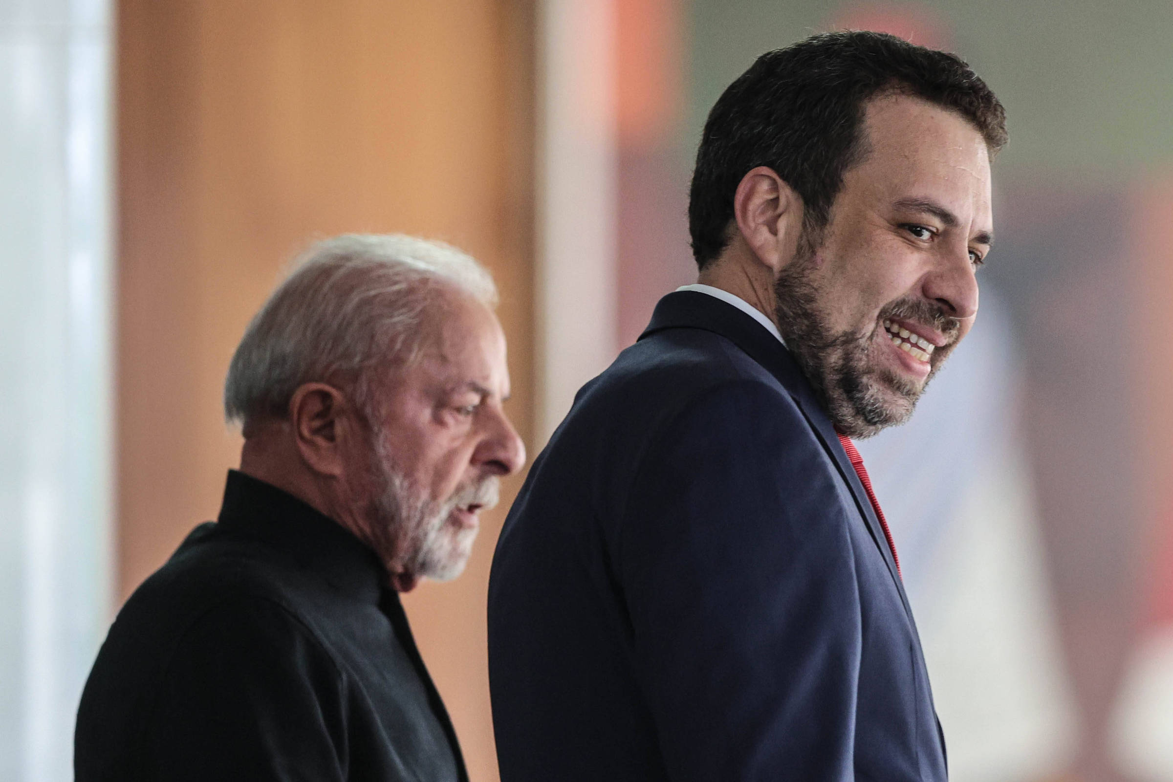 Boulos Apresenta Iniciativa para Conectar Governo às Periferias em São Paulo – 07/11/2025 – Painel