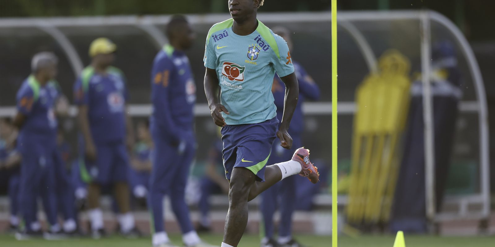 Ancelotti define escalação da seleção brasileira para confronto contra a Coreia do Sul