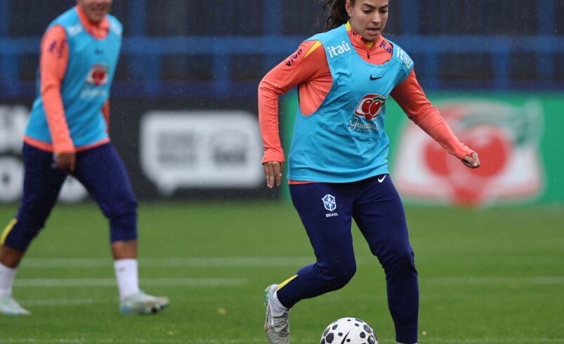 Meio-campista Angelina se prepara para desafio contra a Inglaterra em partida decisiva