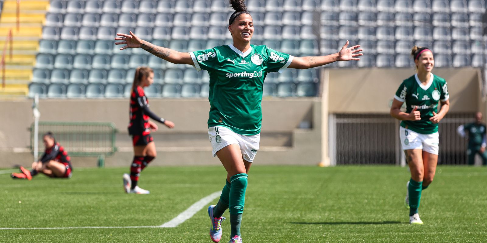 Transferência de Amanda Gutierrez se torna a quinta mais cara da história do futebol feminino