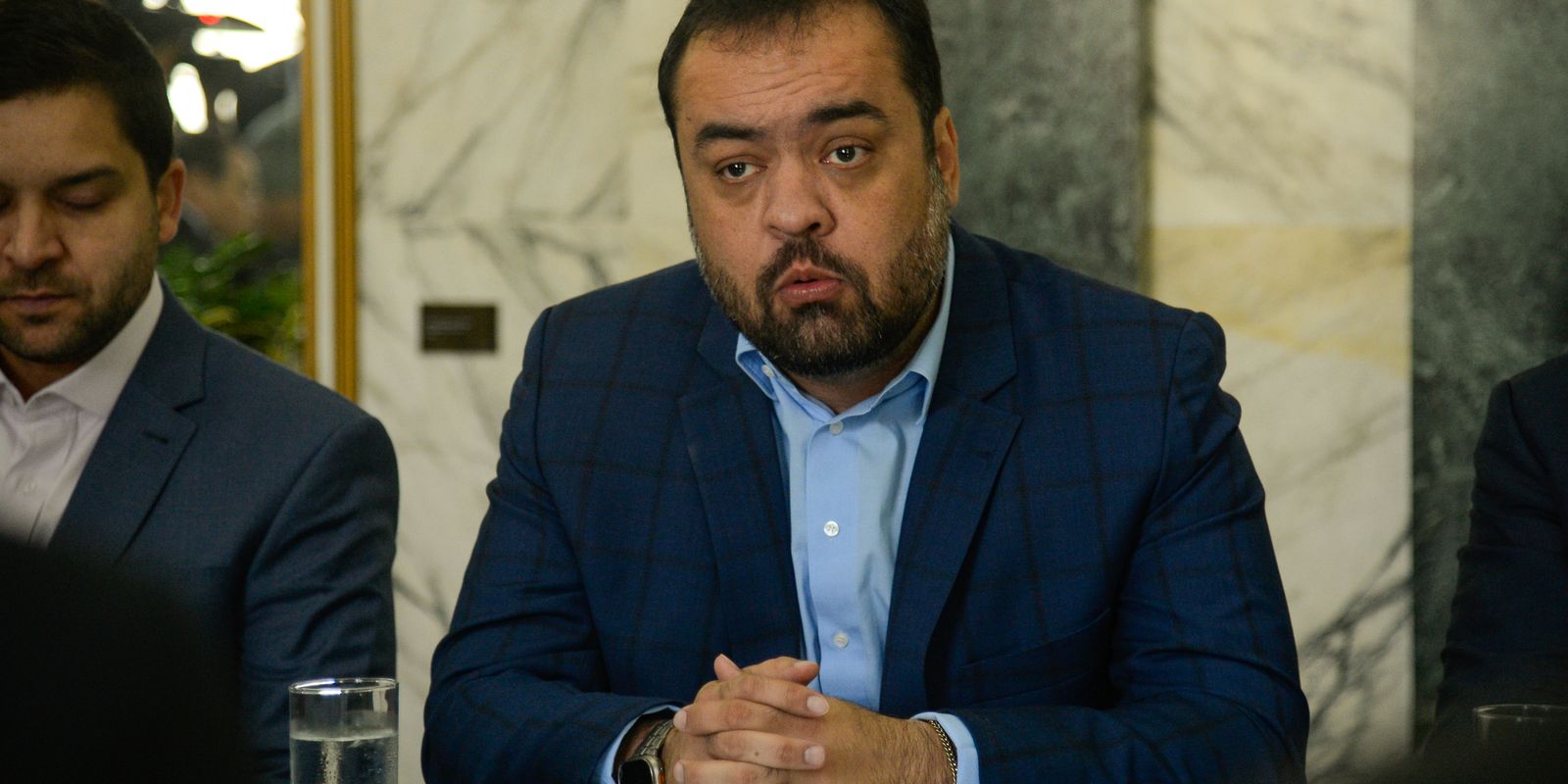 Governador Castro propõe transferência de 10 detentos do Rio de Janeiro para presídios federais