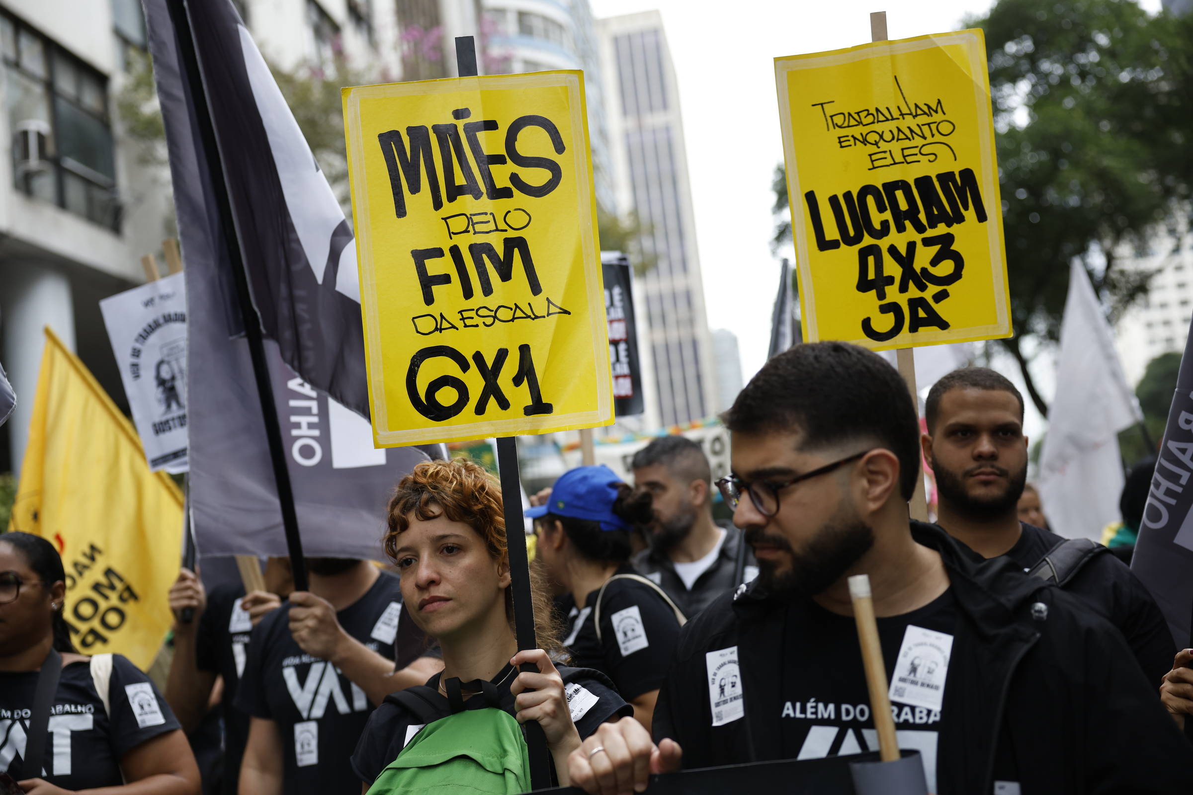 Consulta popular em [Local] registra 2,12 milhões de votos até 3 de novembro de 2025