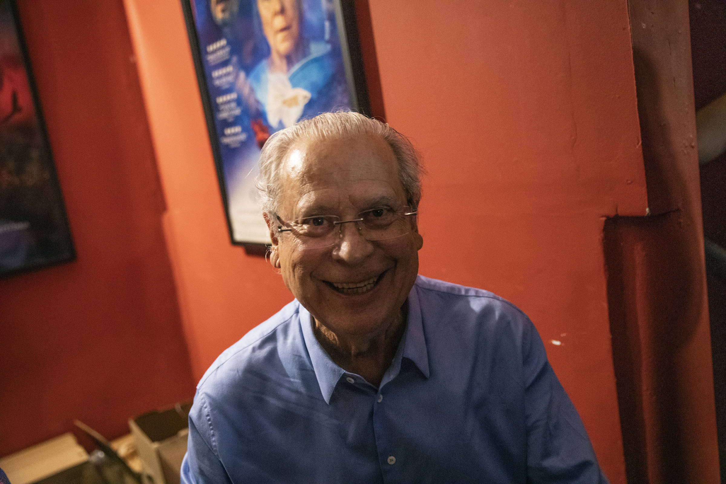 Dirceu Defende Atualização do PT Mantendo Ideais Socialistas em Debate Político