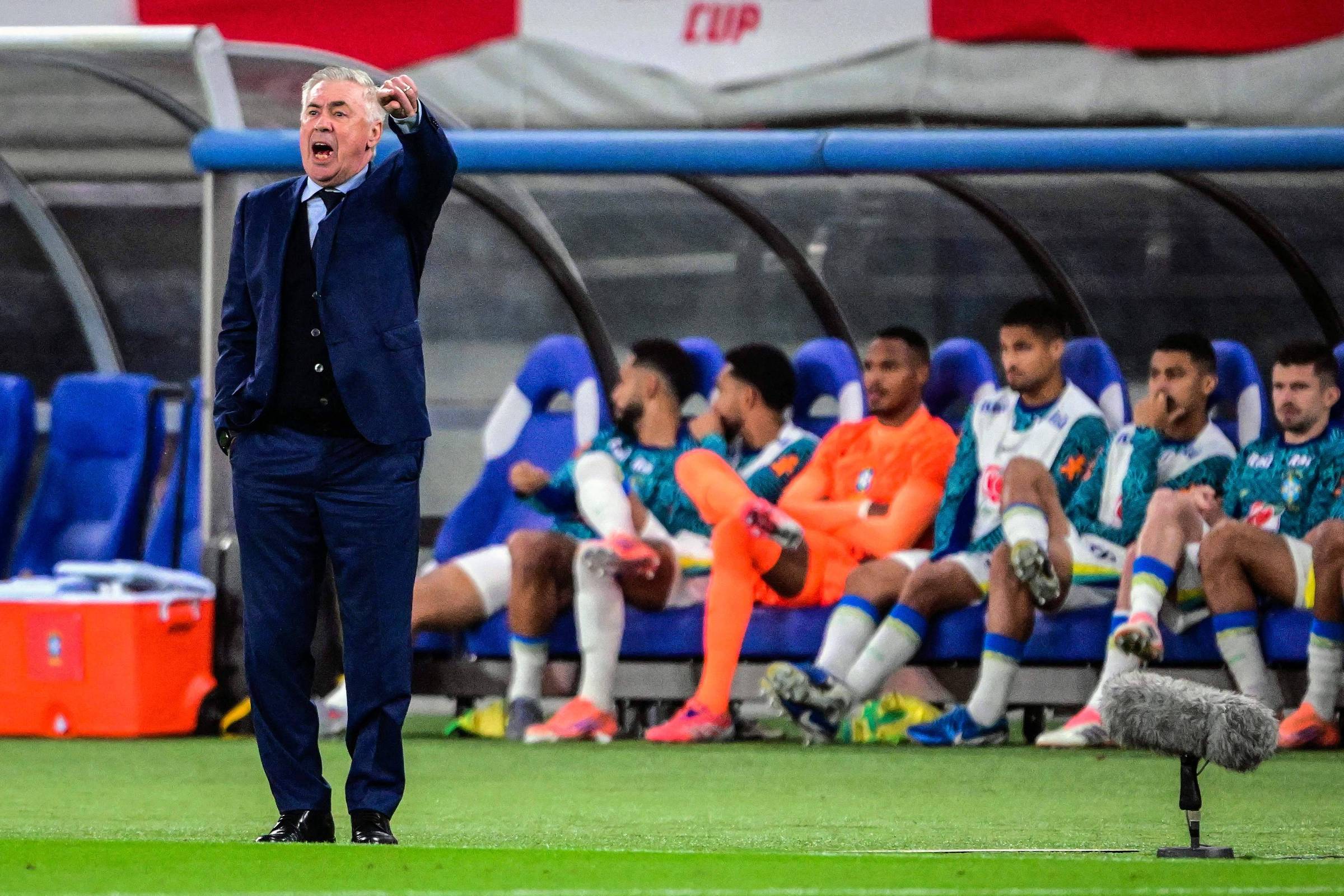 Treinadores não decidem o resultado das partidas – 04/11/2025 – Tostão