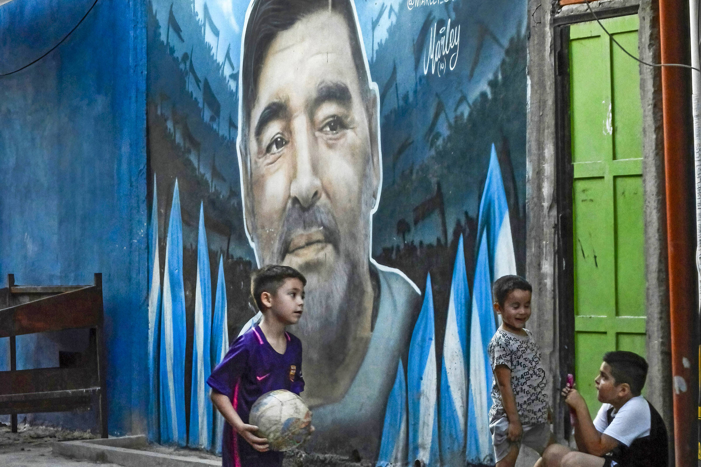 Pesquisadores analisam a vida e a carreira de Maradona – 07/11/2025 – Esporte