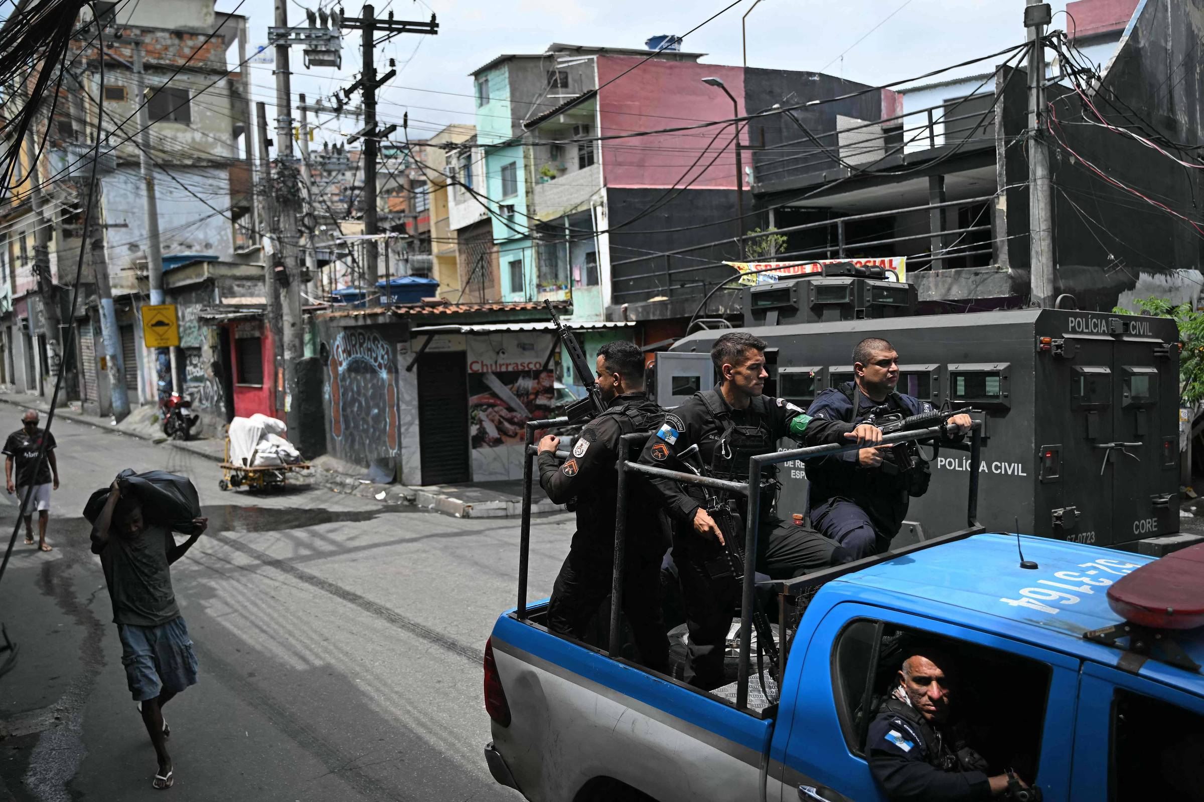 Deputado Propõe Integração de Projeto Governamental com Texto Antiterror em Brasília – 04/11/2025