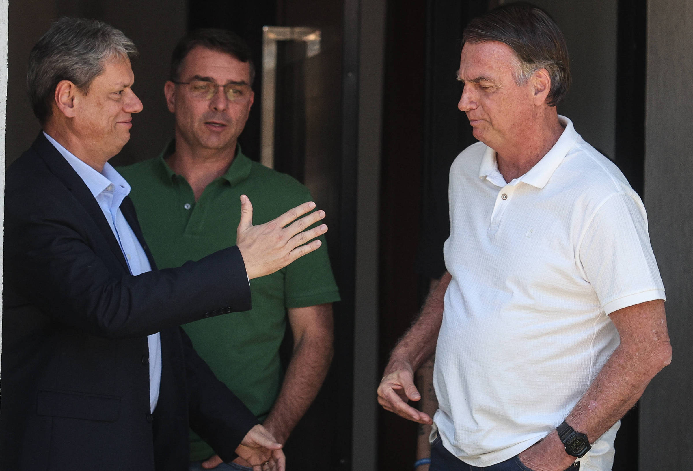 Tarcísio reafirma sua gratidão a Bolsonaro em declaração de 7 de novembro de 2025