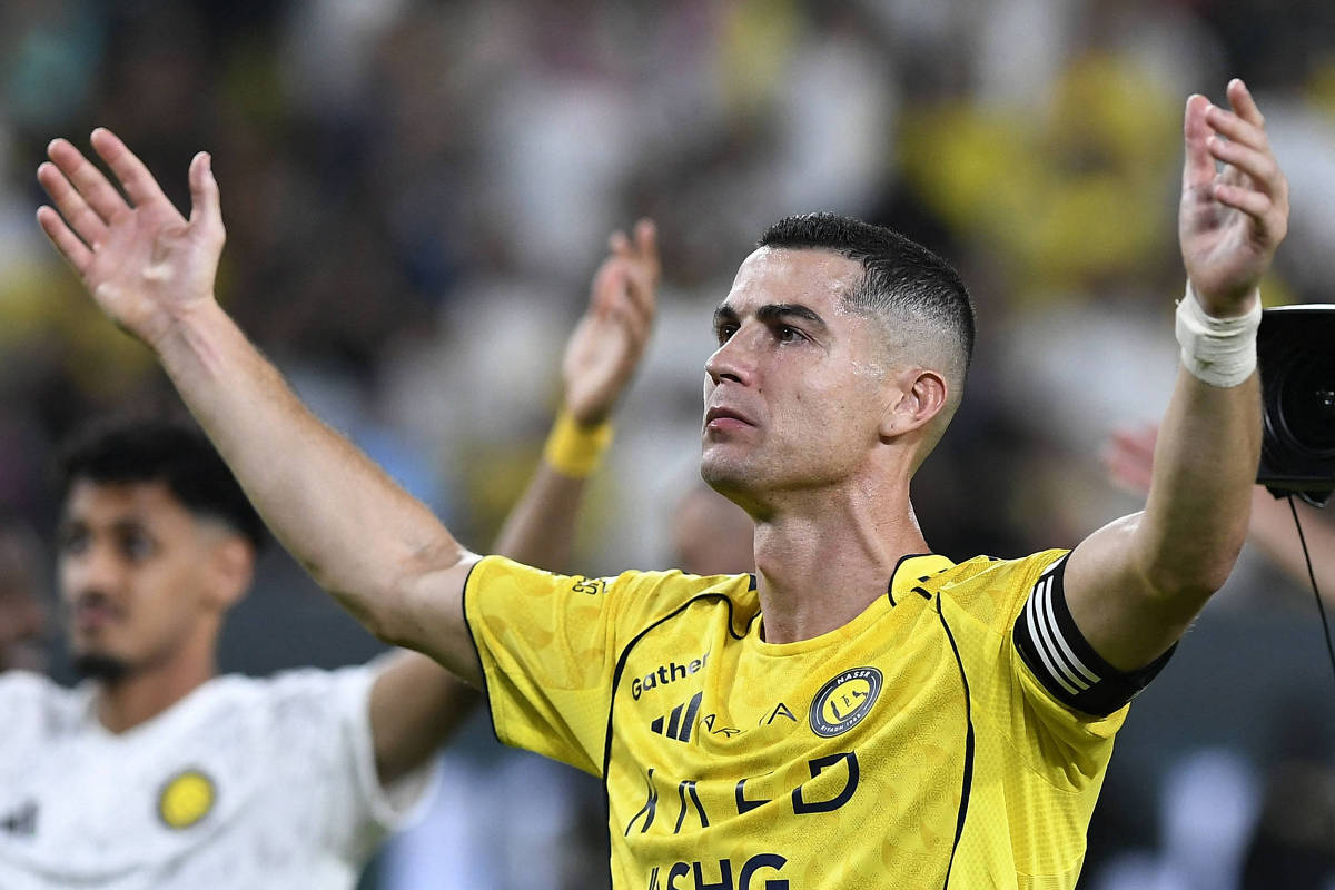 Cristiano Ronaldo anuncia aposentadoria prevista para 2025