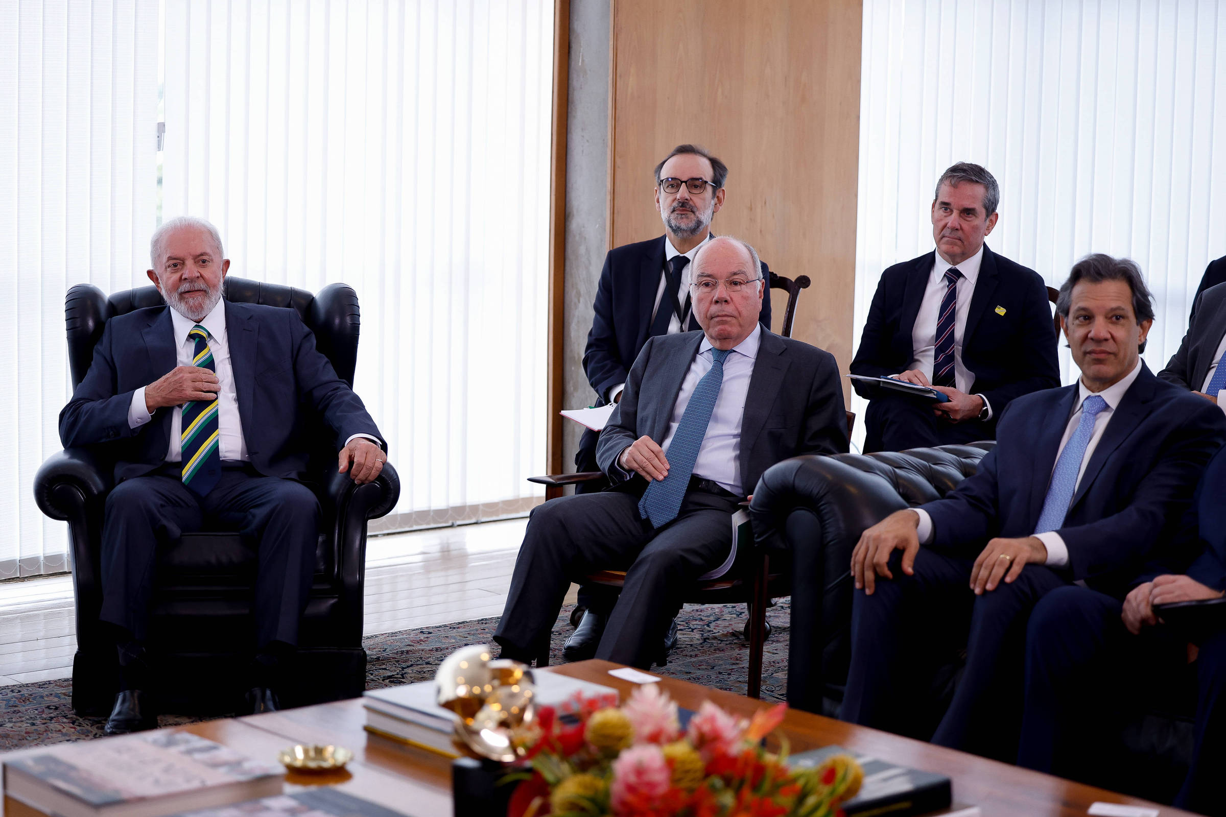 Cinco Ministérios do Brasil Atingem Menos de 30% de Representação Negra em 28 de Novembro de 2025