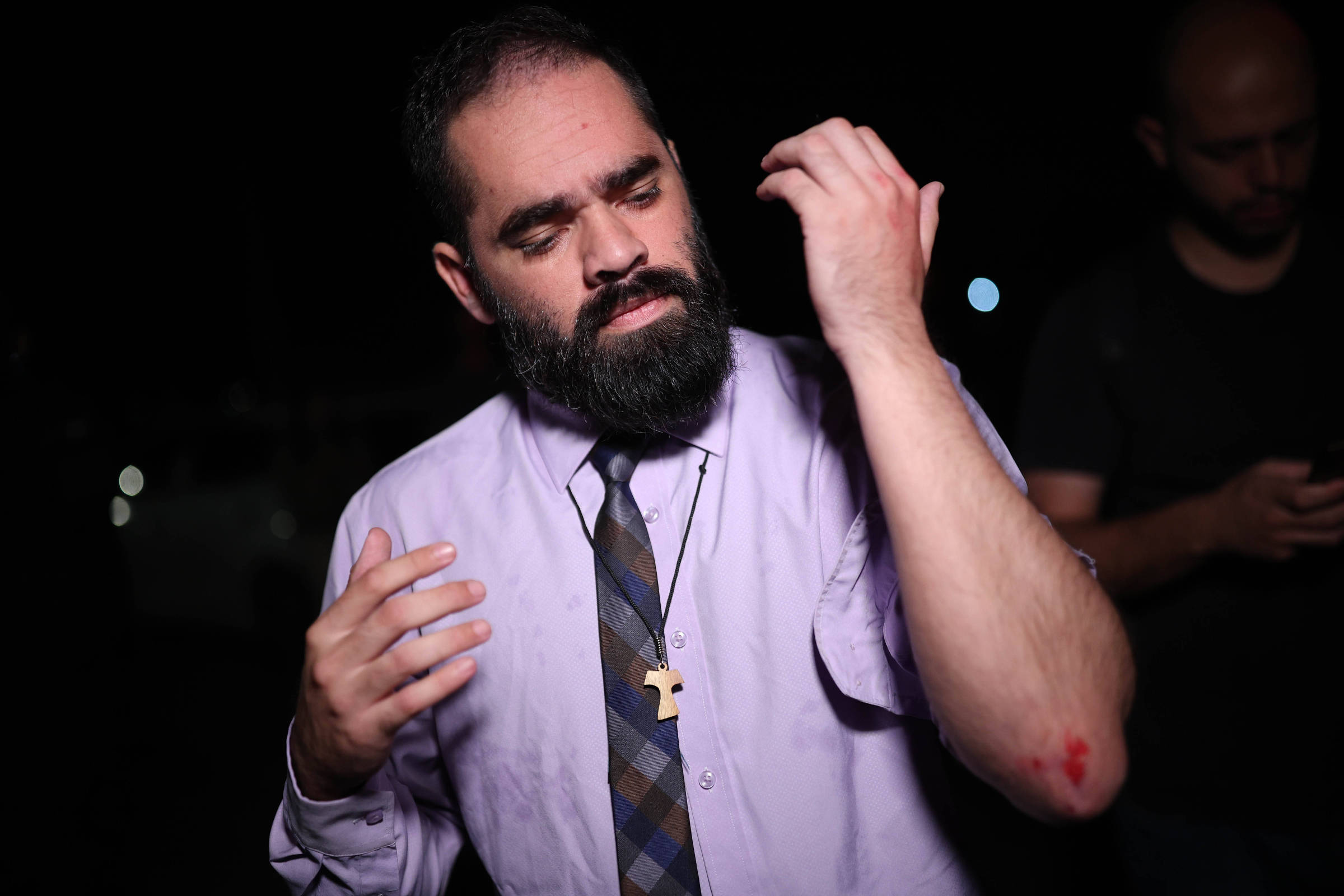 Evangélico Atacado por Apoio a Bolsonaro se Declara Marxista-Leninista em Controvérsia Política