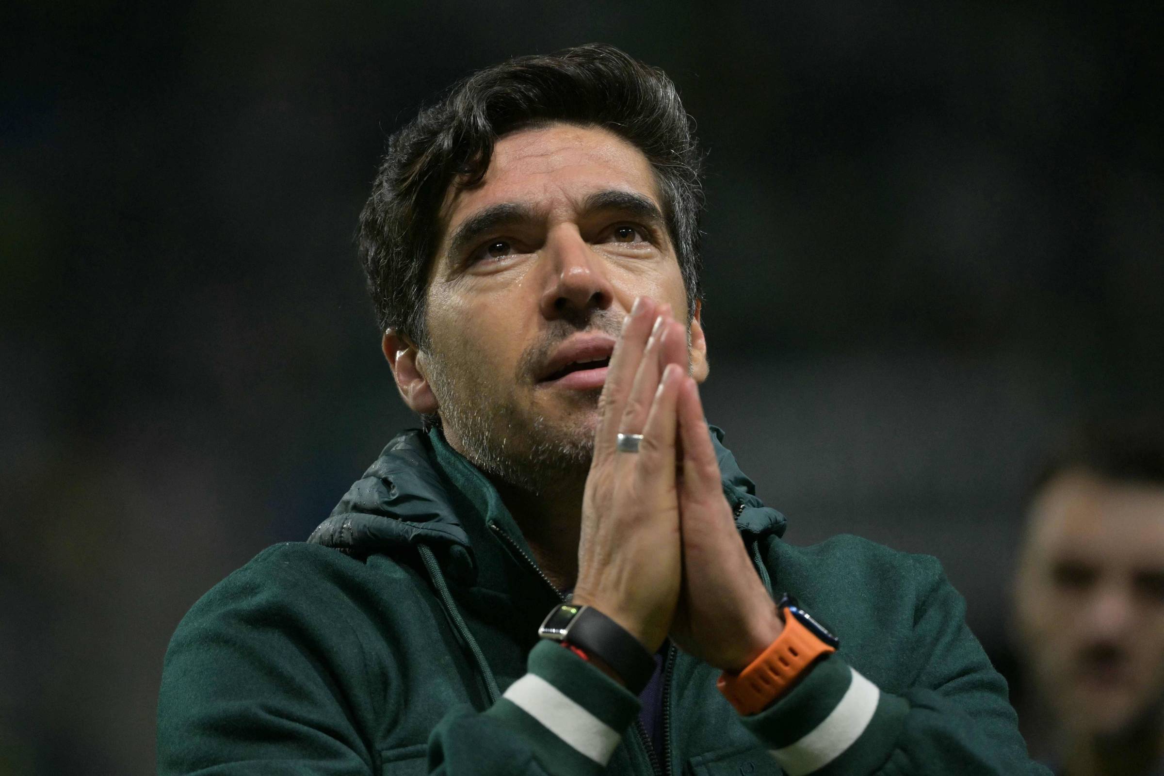 Abel Ferreira confirma permanência no Palmeiras até 2027