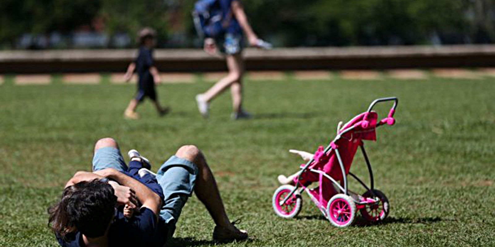 Licença Paternidade: Avanços e Desigualdades no Cuidado Infantil