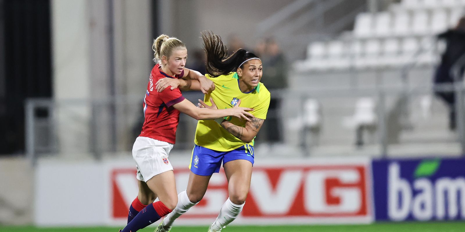 Seleção feminina de futebol é derrotada pela Noruega em penúltimo jogo do ano