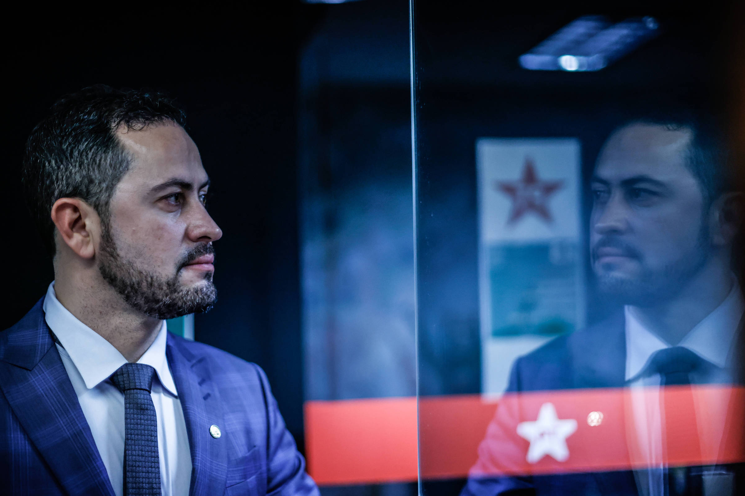 Presidente do PT-SP Alega Que Michelle é Vítima de Machismo em Debate Político – 06/12/2025 – Painel