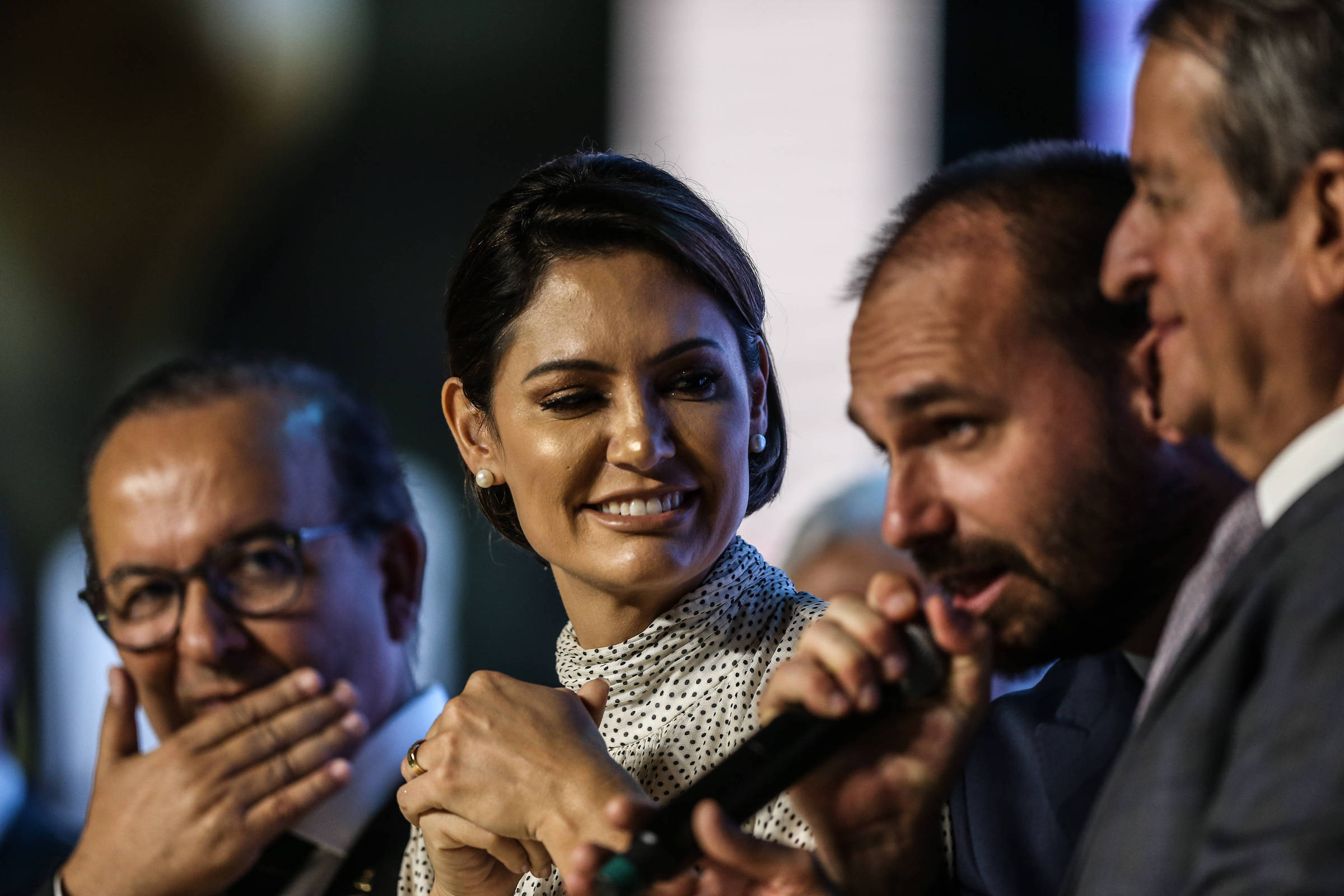 Conflitos Internos entre Bolsonaristas Marcam o Cenário Político de 2025