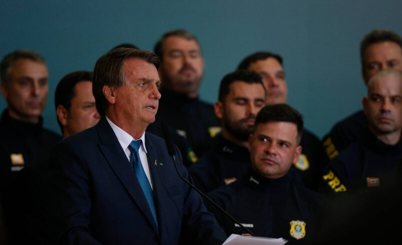 STF Analisa Caso de Ex-Diretor da PRF, General e Filipe Martins em Julgamento no dia 8 de Dezembro de 2025