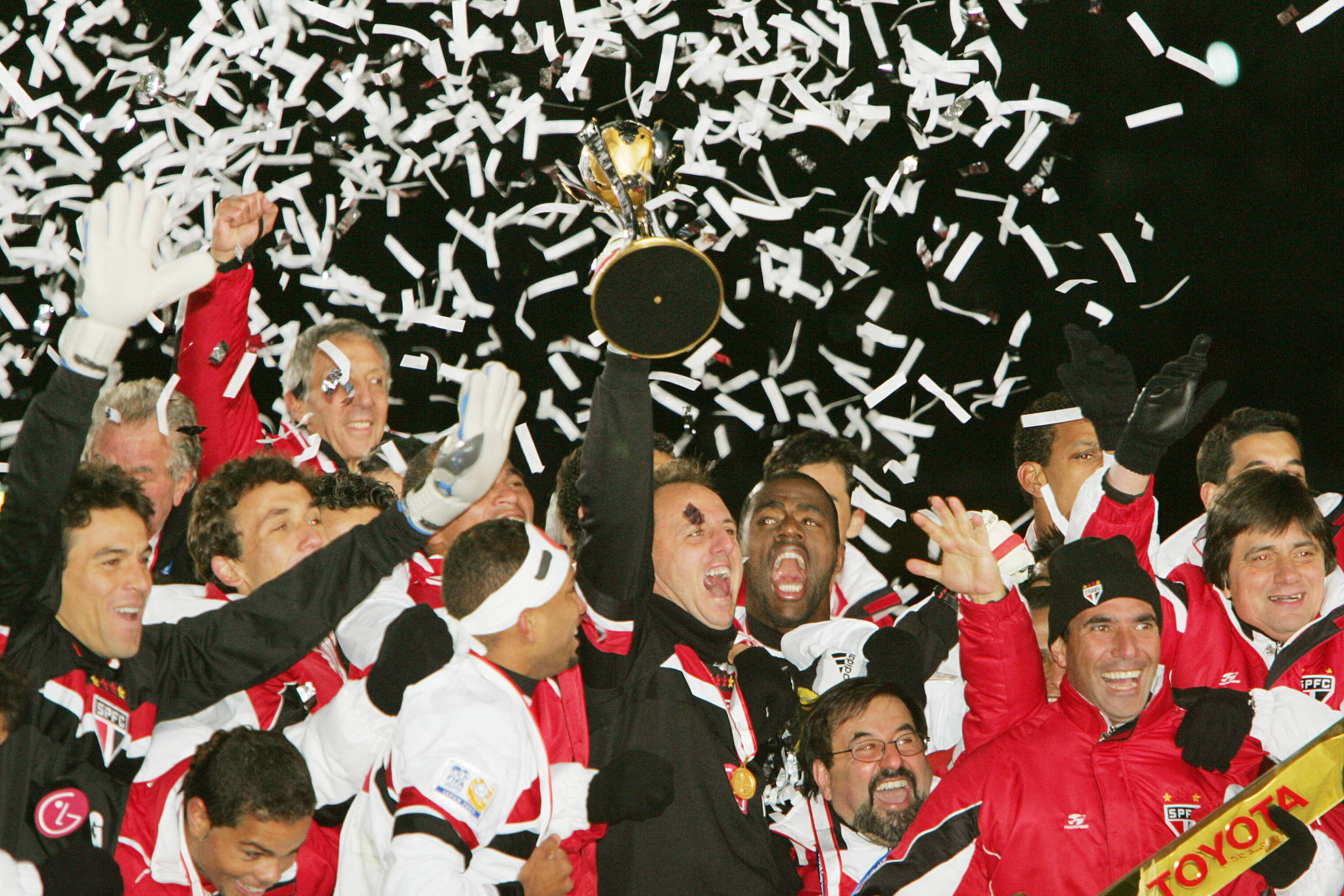 São Paulo Completa 20 Anos da Terceira Conquista Mundial – 18/12/2025 – Esporte