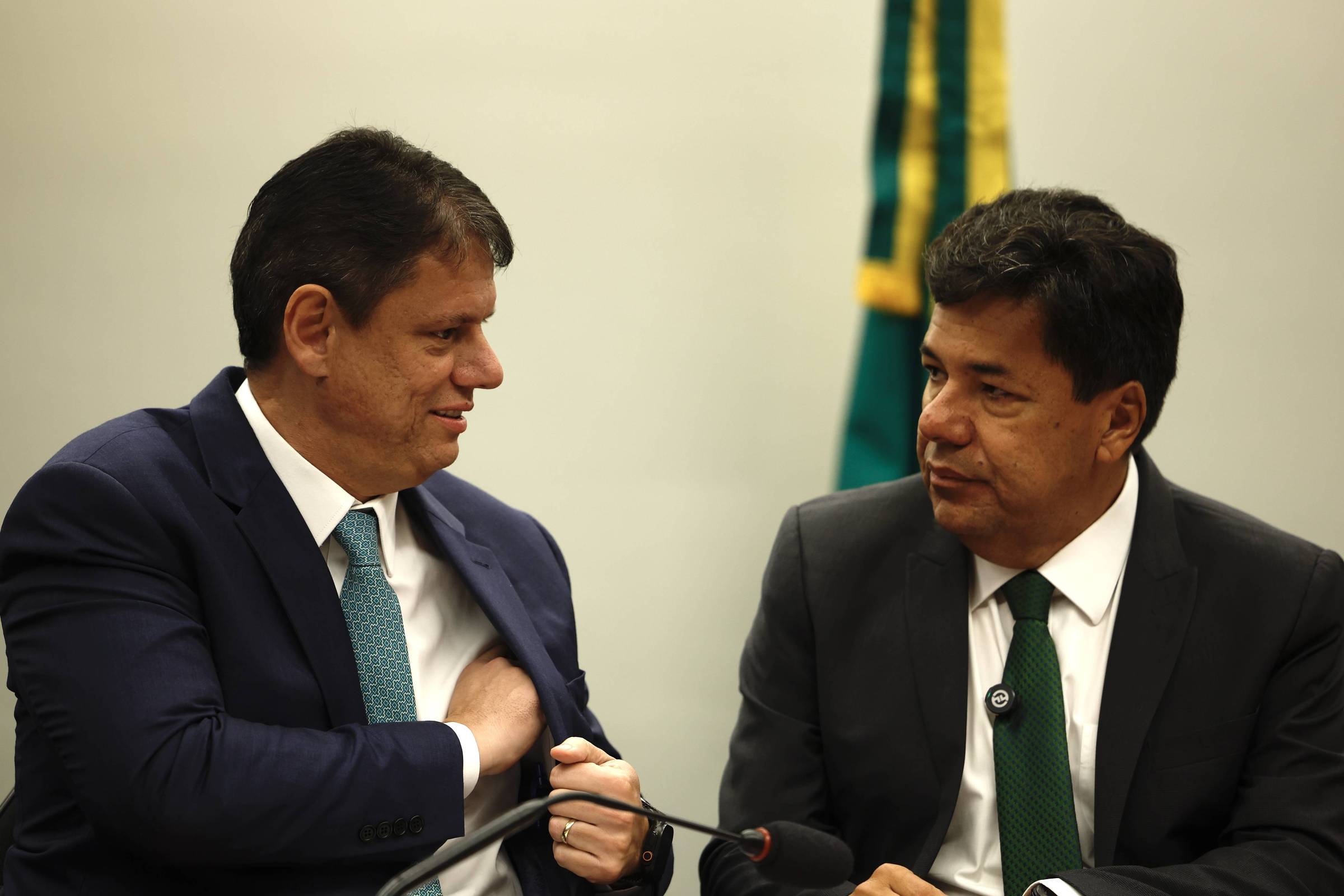 Deputados Debatem Redução da Maioridade Penal em Sessão no Brasil – 03/12/2025