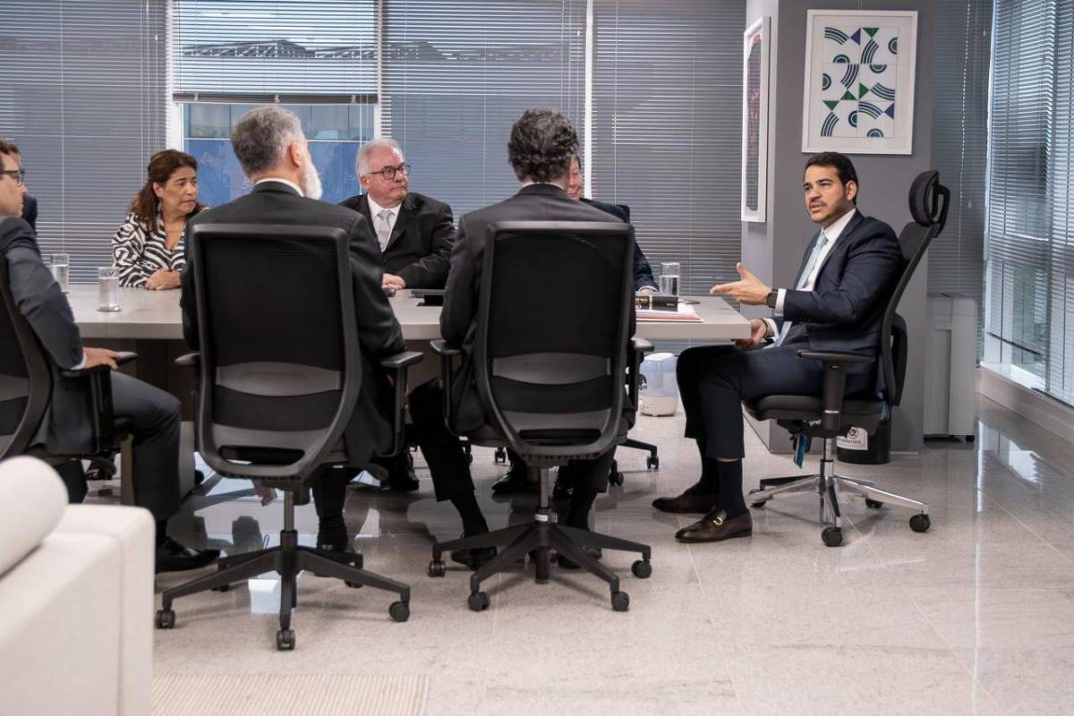 Messias Encontra Representantes do Setor Trabalhista em Reunião em 05 de Dezembro de 2025