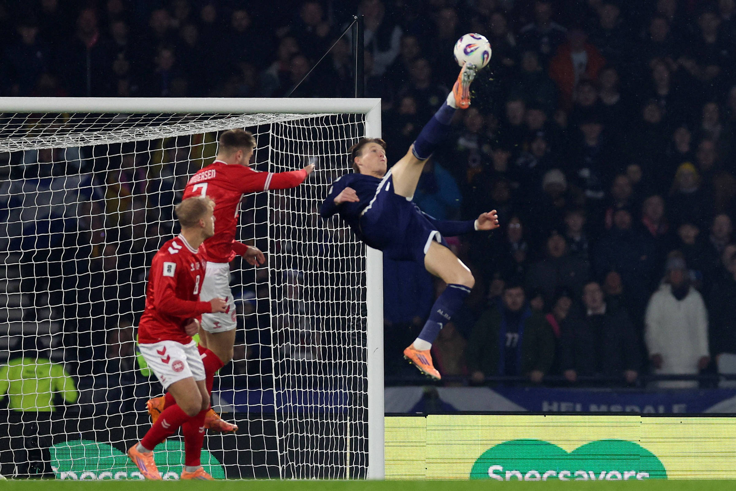 Obra-prima do Futebol: Jogo em Destaque em 21 de Dezembro de 2025