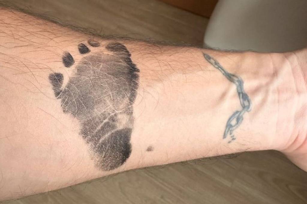 “Nasce Milano, filho do jogador Arrascaeta, do Flamengo” – 06/12/2025 – Você viu?