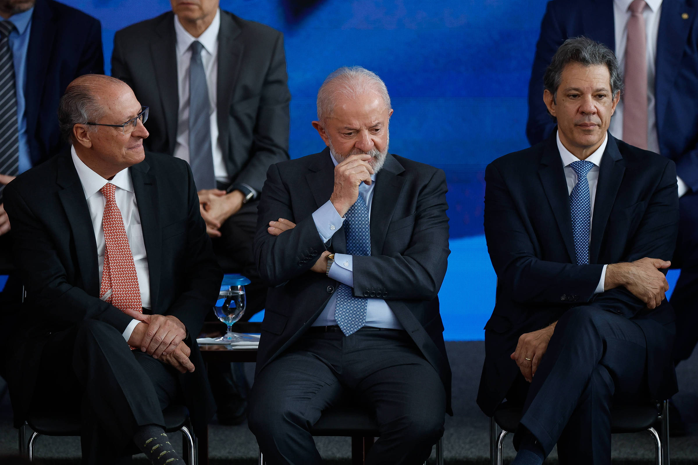 Haddad e Alckmin se Destacam na Política com a Manutenção de Tarcísio no Cargo – 06/12/2025 – Painel