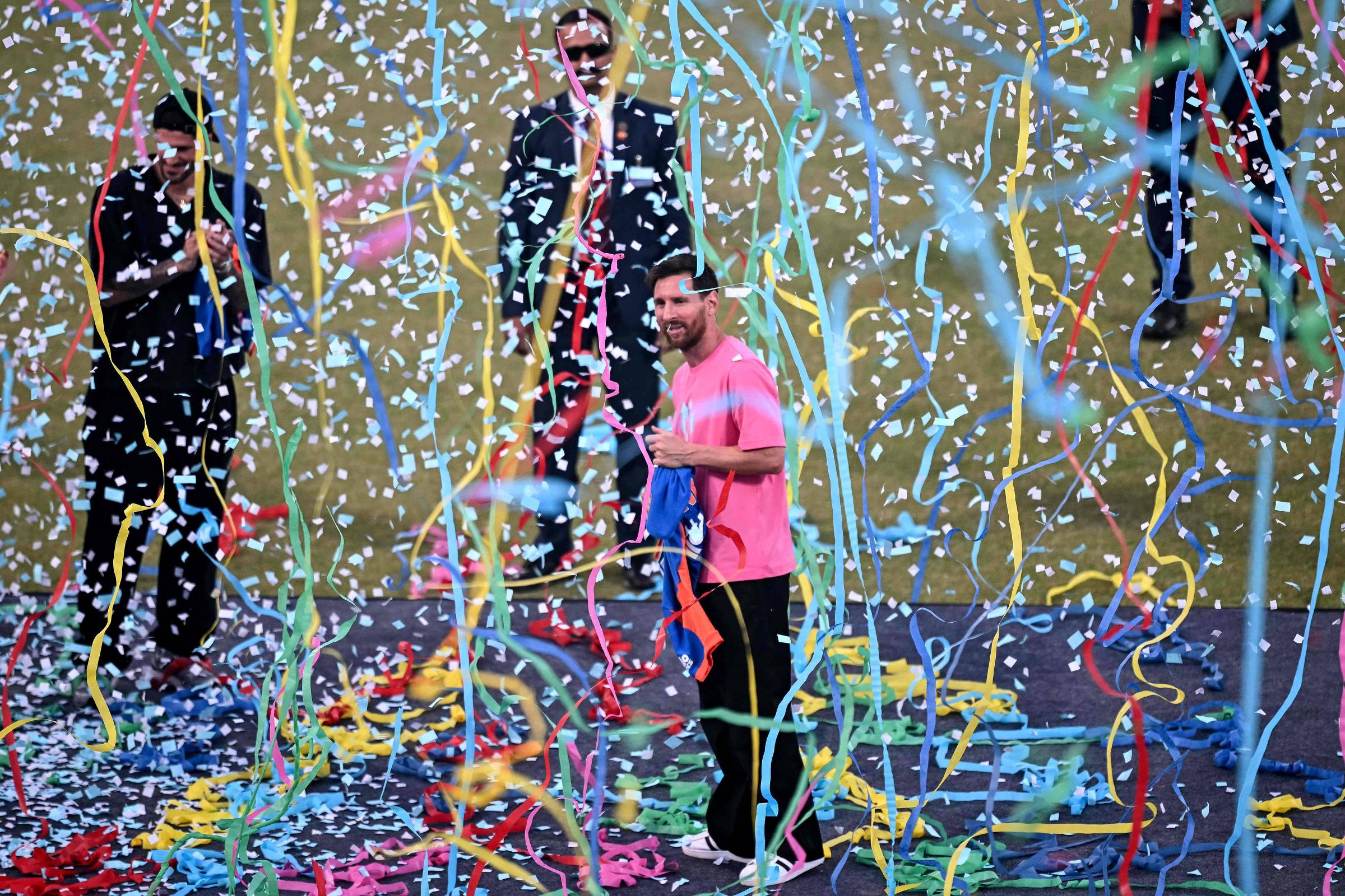 Messi conclui turnê pela Índia com jogos emocionantes – 15/12/2025 – Esporte