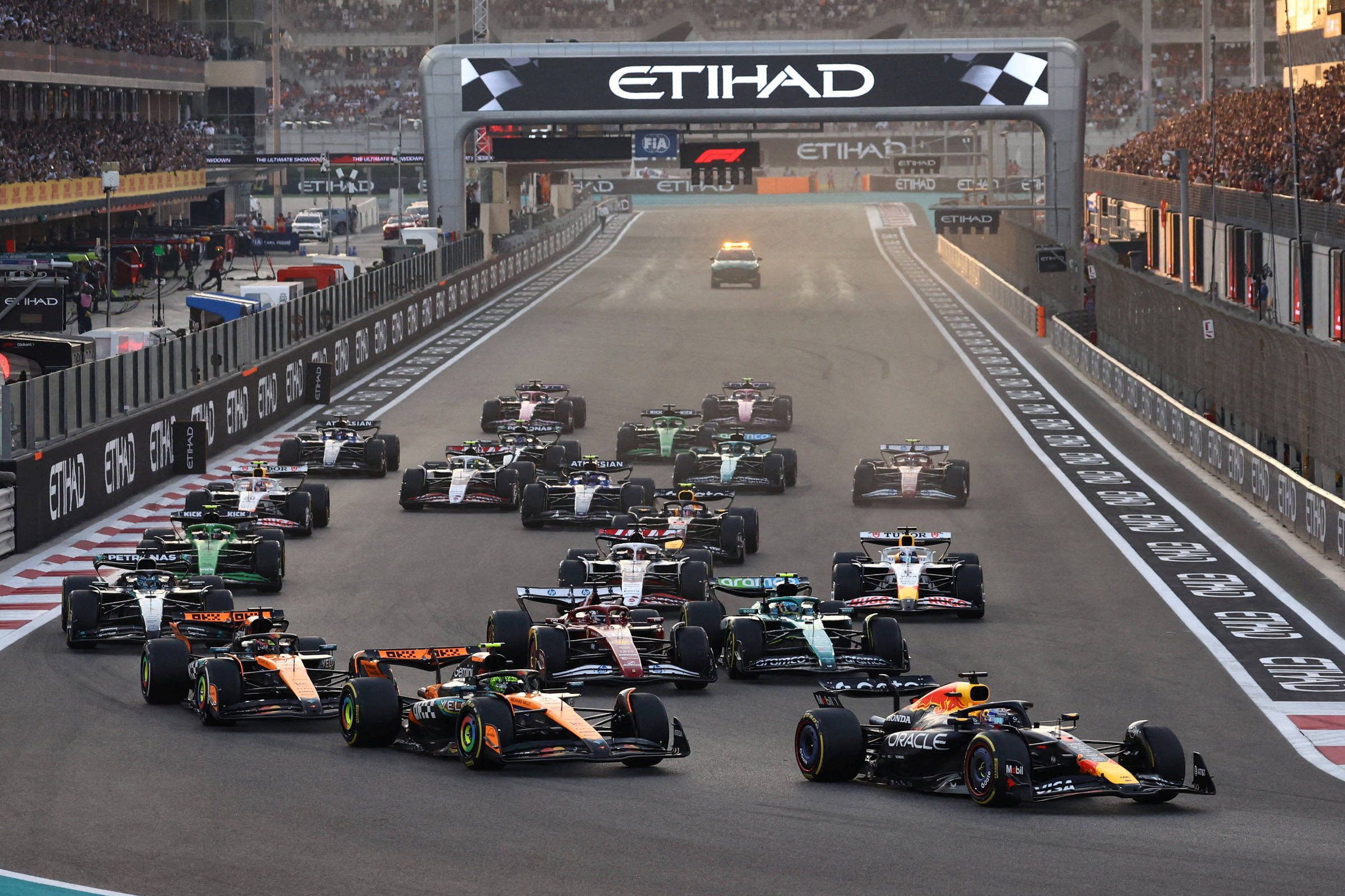 Reformulação da Fórmula 1 Torna Entressafra um Período Crucial – 15/12/2025 – Esportes