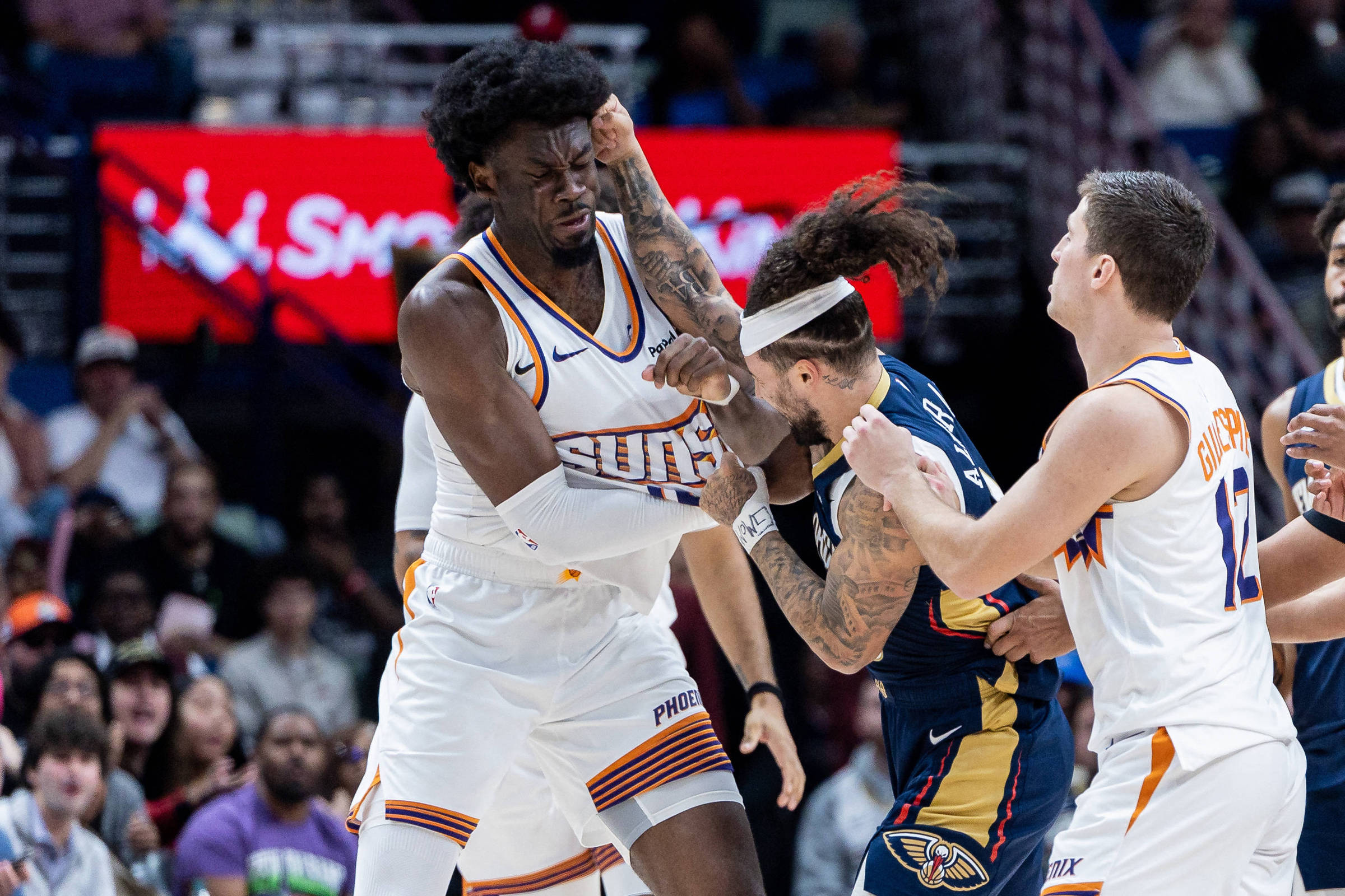 NBA: Conflito entre jogadores marca partida entre Pelicans e Suns – 28/12/2025 – Esporte