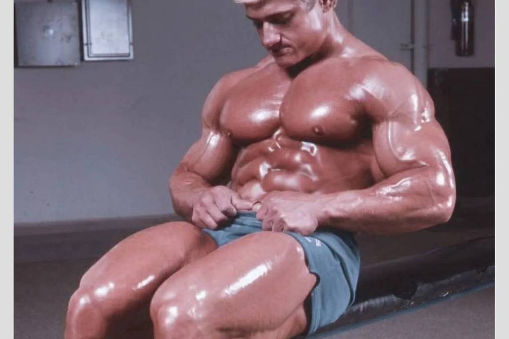 “Tom Platz Revolucionou o Fisiculturismo: Impactos de Sua Carreira no Esporte” – 30/12/2025 – Músculo