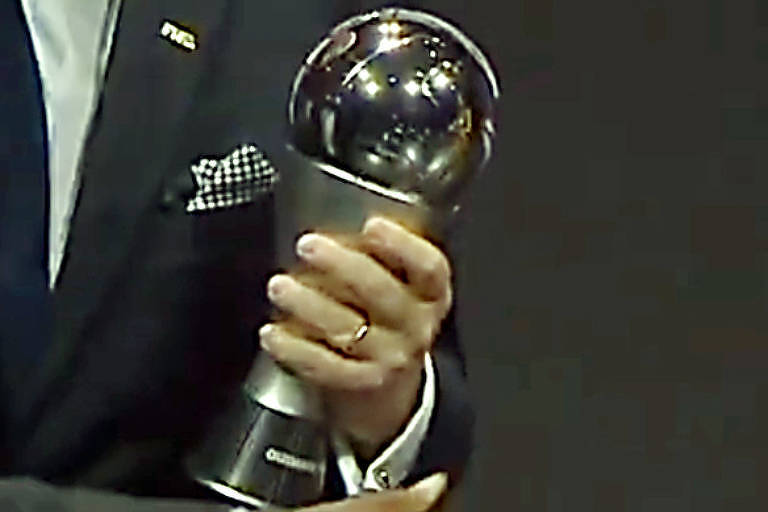 Infantino Planeja Reformulação do Prêmio The Best em Função de Política e Financeiras – 31/12/2025 – O Mundo É uma Bola