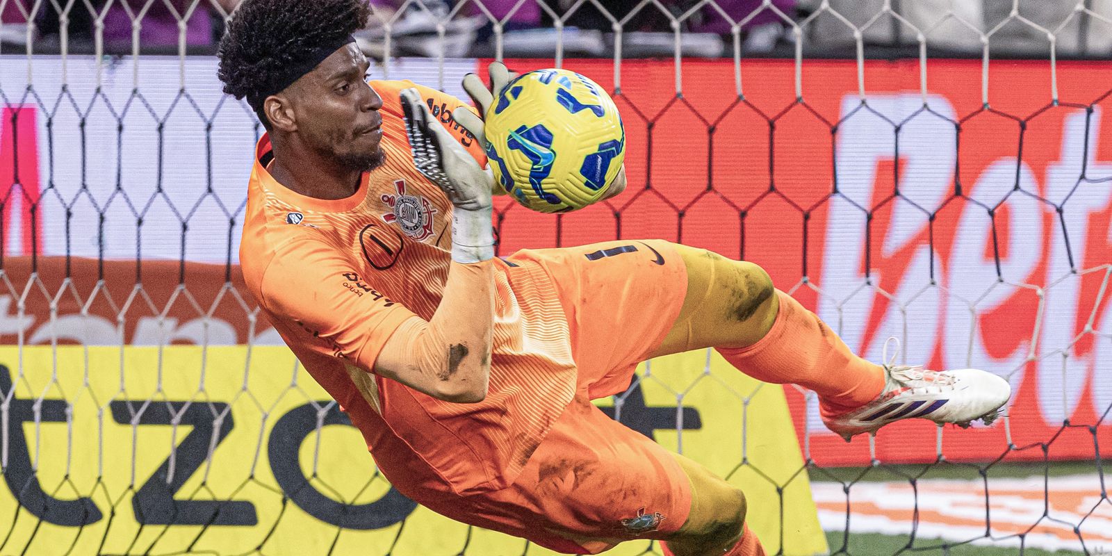 Corinthians e Vasco se classificam nos pênaltis e vão disputar a final da Copa do Brasil