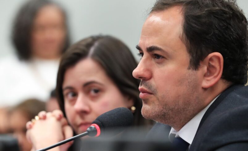 Câmara dos Deputados suspende Glauber Braga por 6 meses em decisão política
