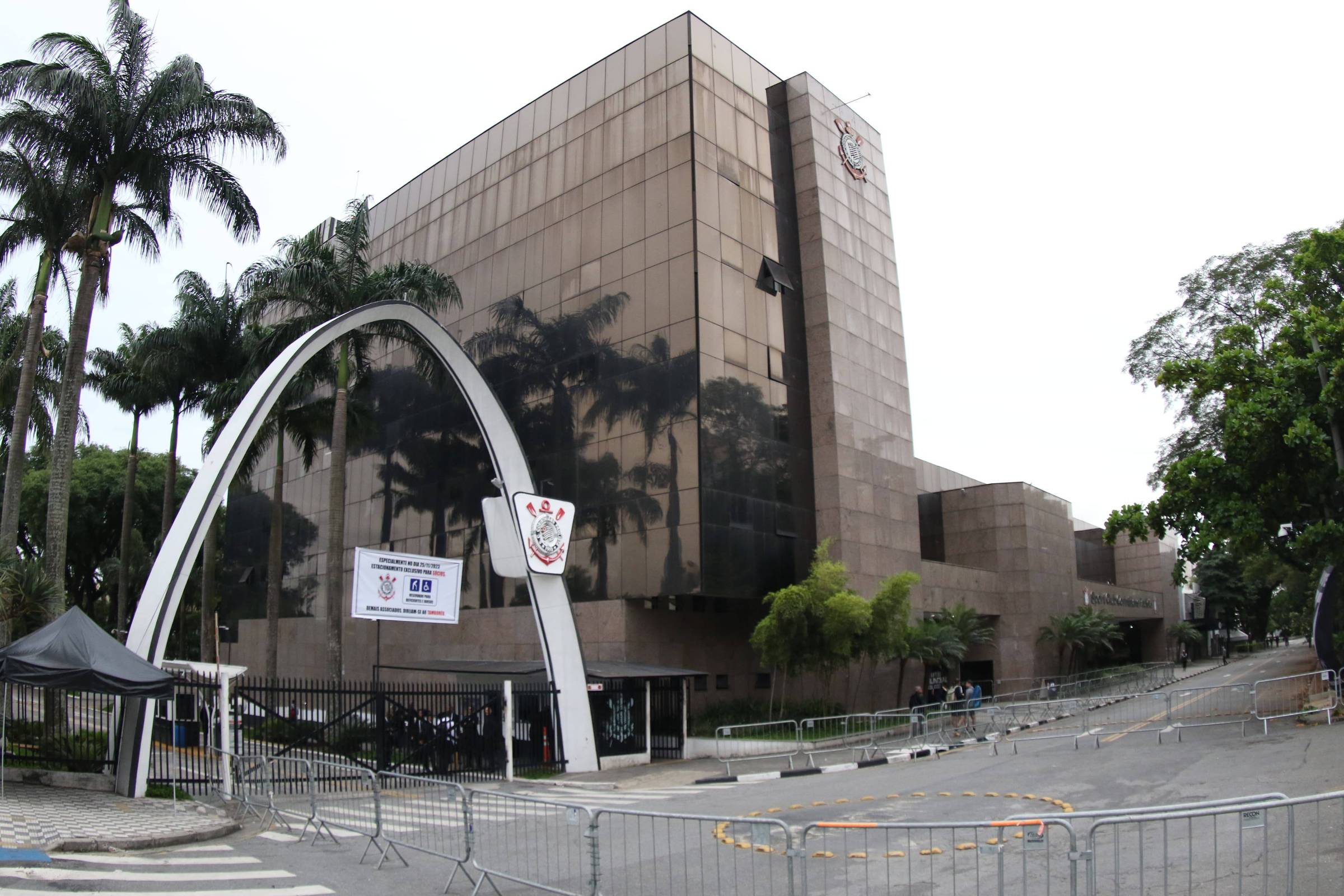 Justiça aprova plano do Corinthians para saldar dívida de R$ 450 milhões – 21/01/2026 – Esporte