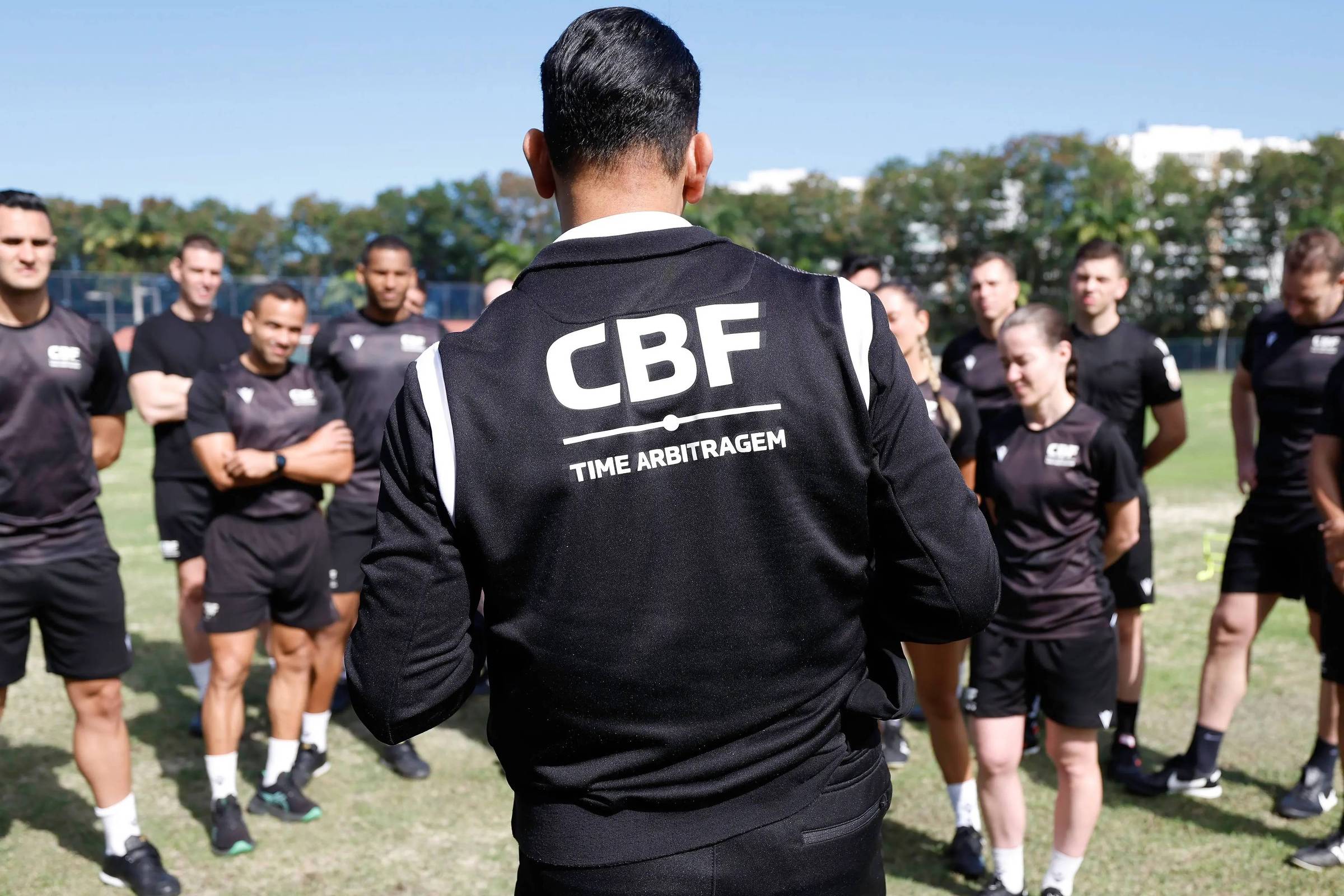 Ex-árbitros propõem mudanças na gestão da CBF com ressalvas – 29/01/2026 – Esporte