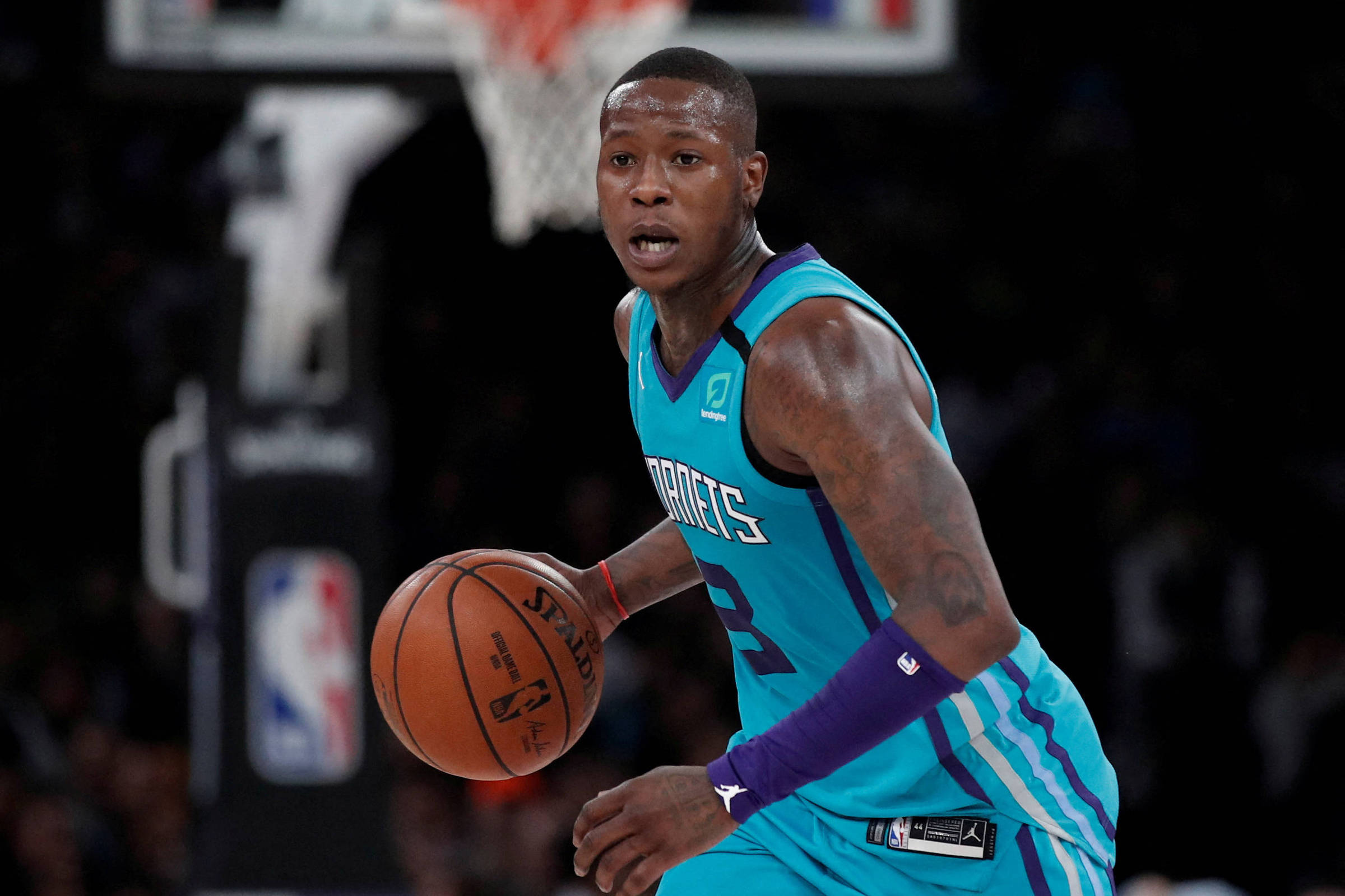 Homem Recebe Pena de 2 Anos de Prisão por Apostas Ilegais na NBA – 22/01/2026 – Esporte