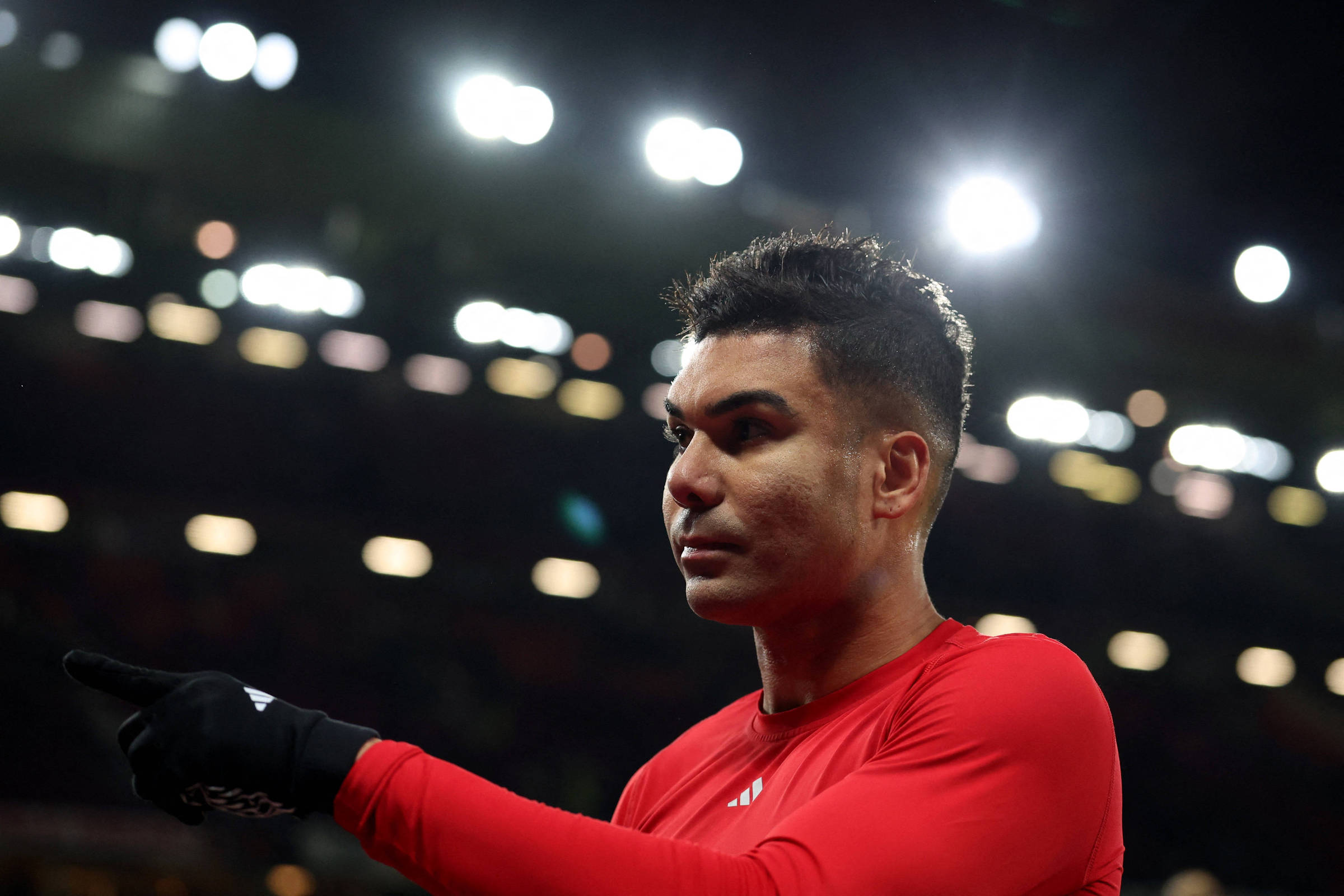 Casemiro anuncia saída do Manchester United ao final da temporada 2025/2026