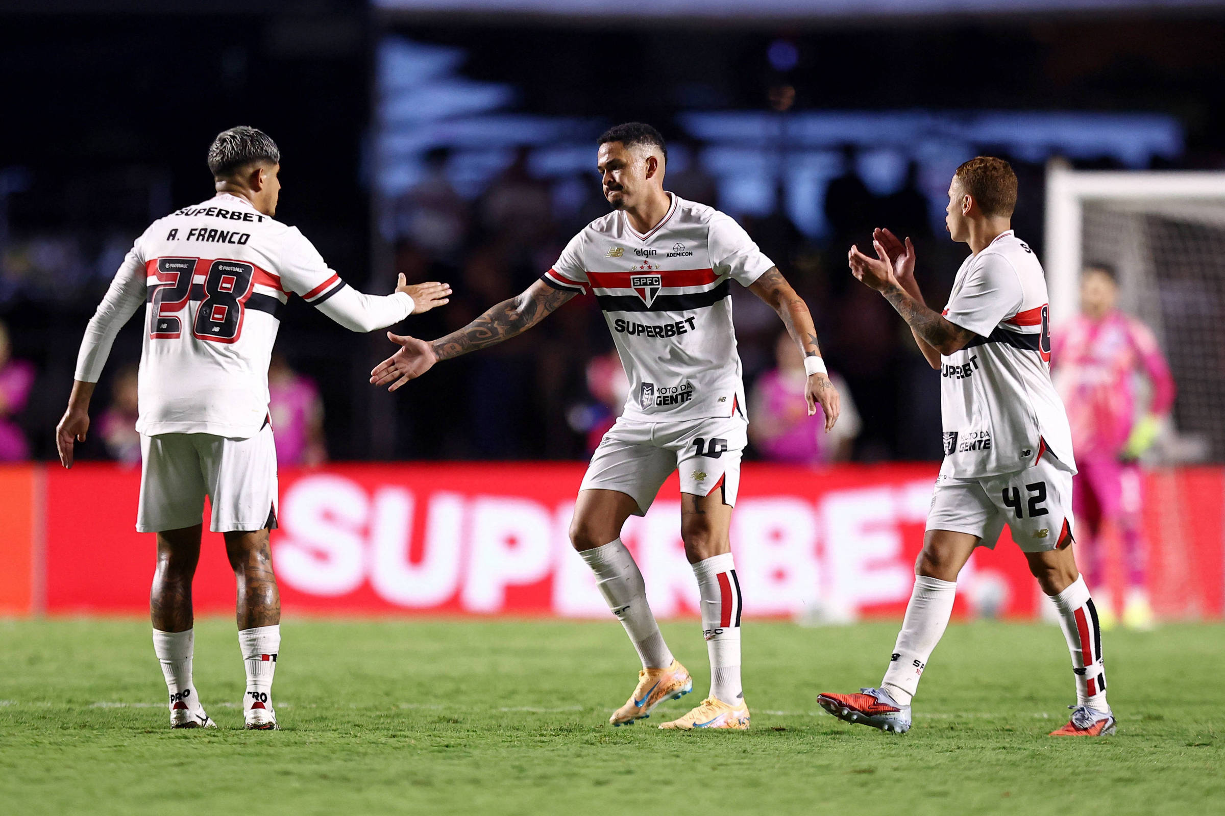 São Paulo supera Flamengo de virada na estreia do Campeonato Brasileiro – 28/01/2026 – Esporte