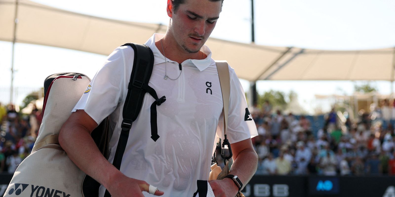 João Fonseca é eliminado na estreia do Aberto da Austrália após apresentar baixo desempenho