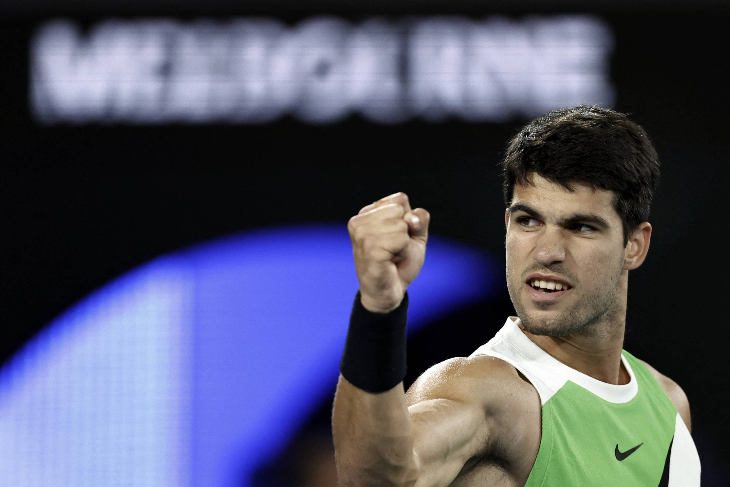 Alcaraz vence Djokovic e se torna o mais jovem campeão de Grand Slam – 01/02/2026 – Esporte