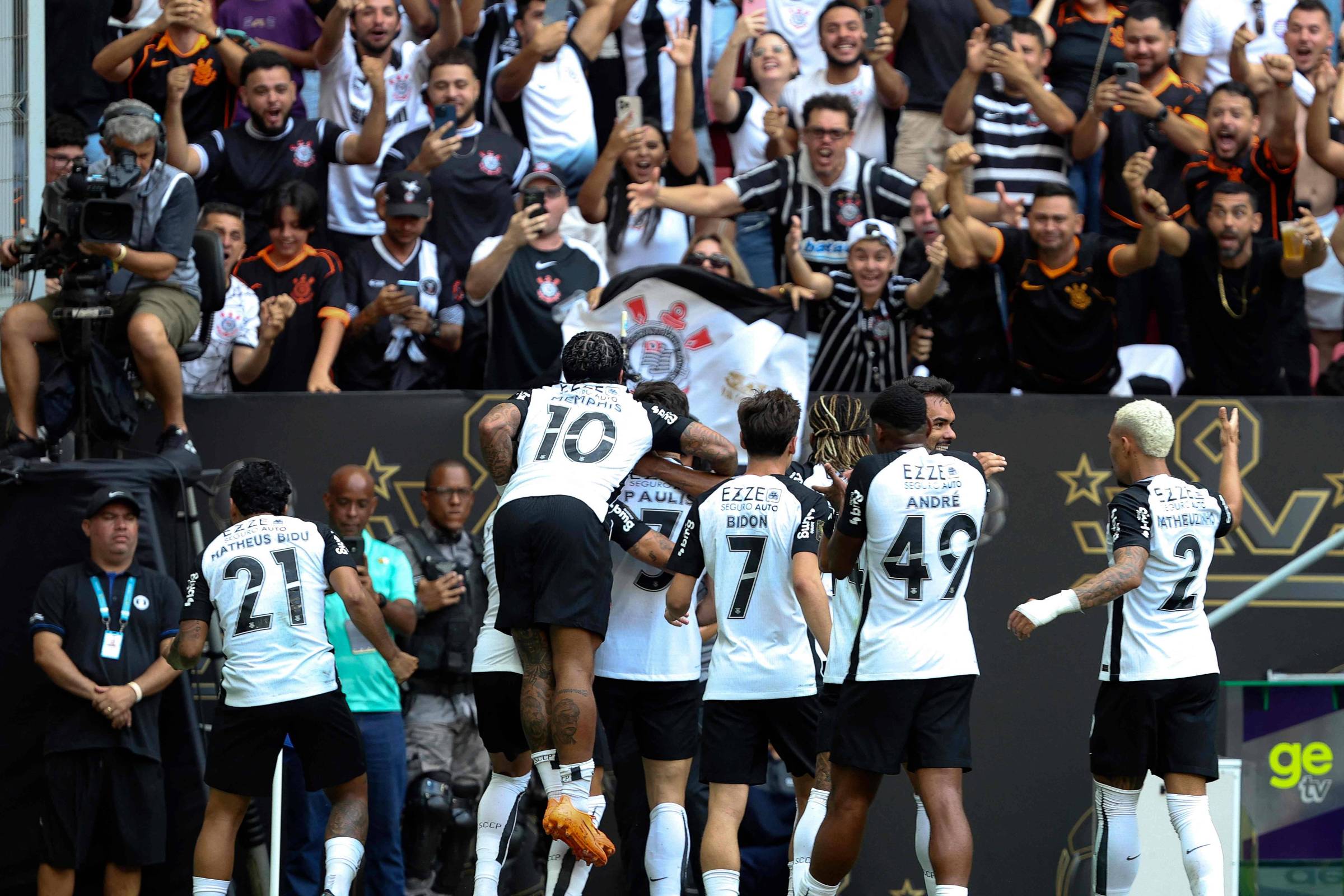 Corinthians conquista a Supercopa do Brasil ao derrotar o Flamengo – 01/02/2026 – Esporte