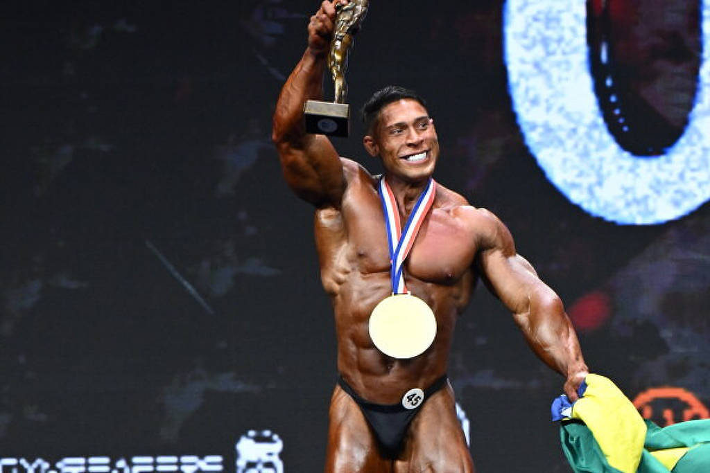 Árbitro destaca Ramon como um dos principais posadores do mundo – 04/02/2026 – Músculo