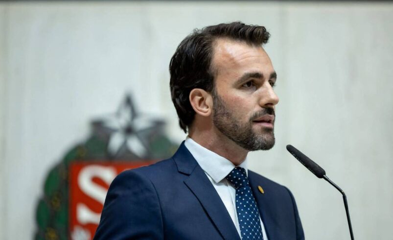 Deputado do PT Solicita Afastamento de Lucas Bove da Alesp em 25 de Abril de 2026