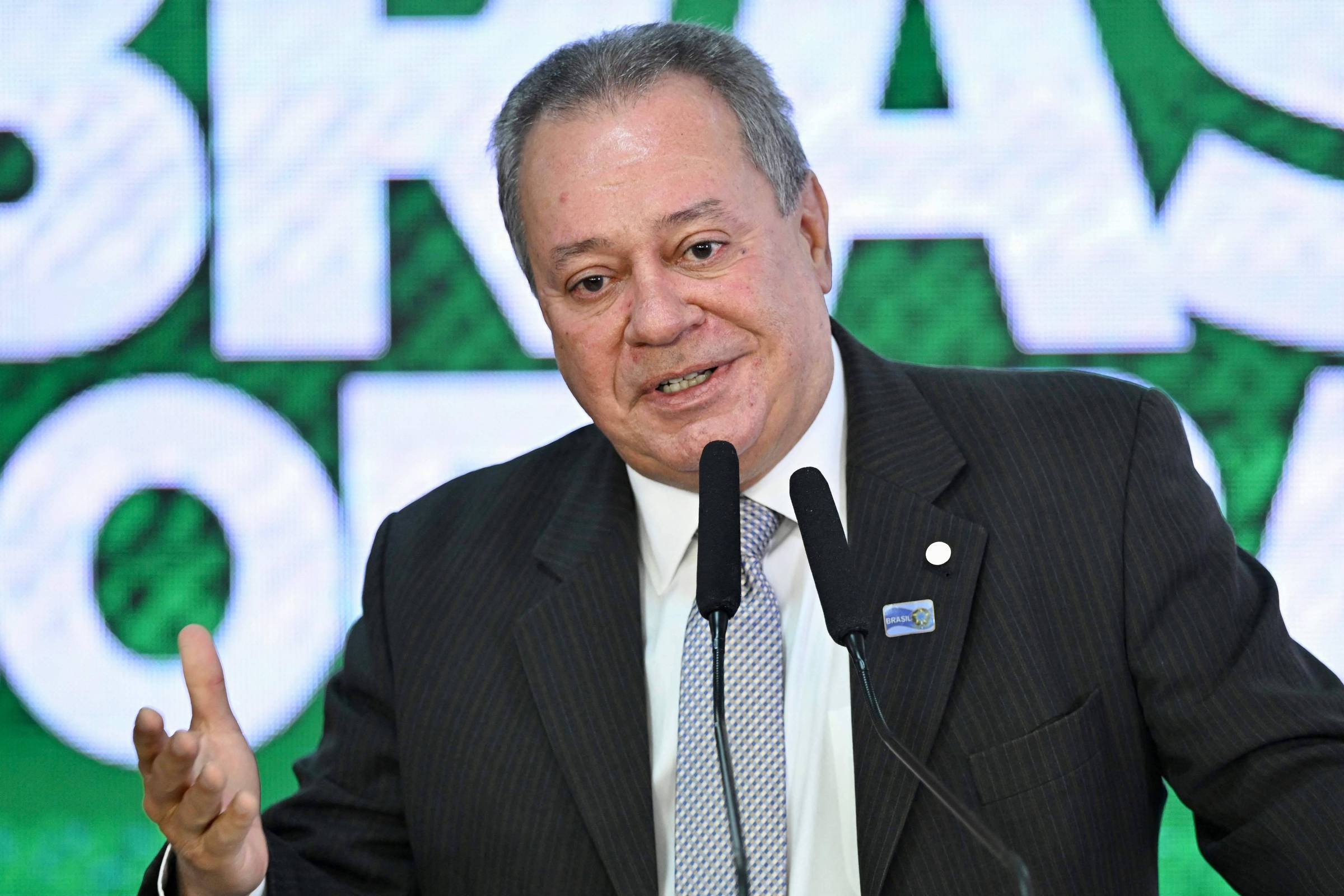 CNI Envia Carta a Congressistas em Oposição à Redução da Jornada de Trabalho – 13 de Abril de 2026