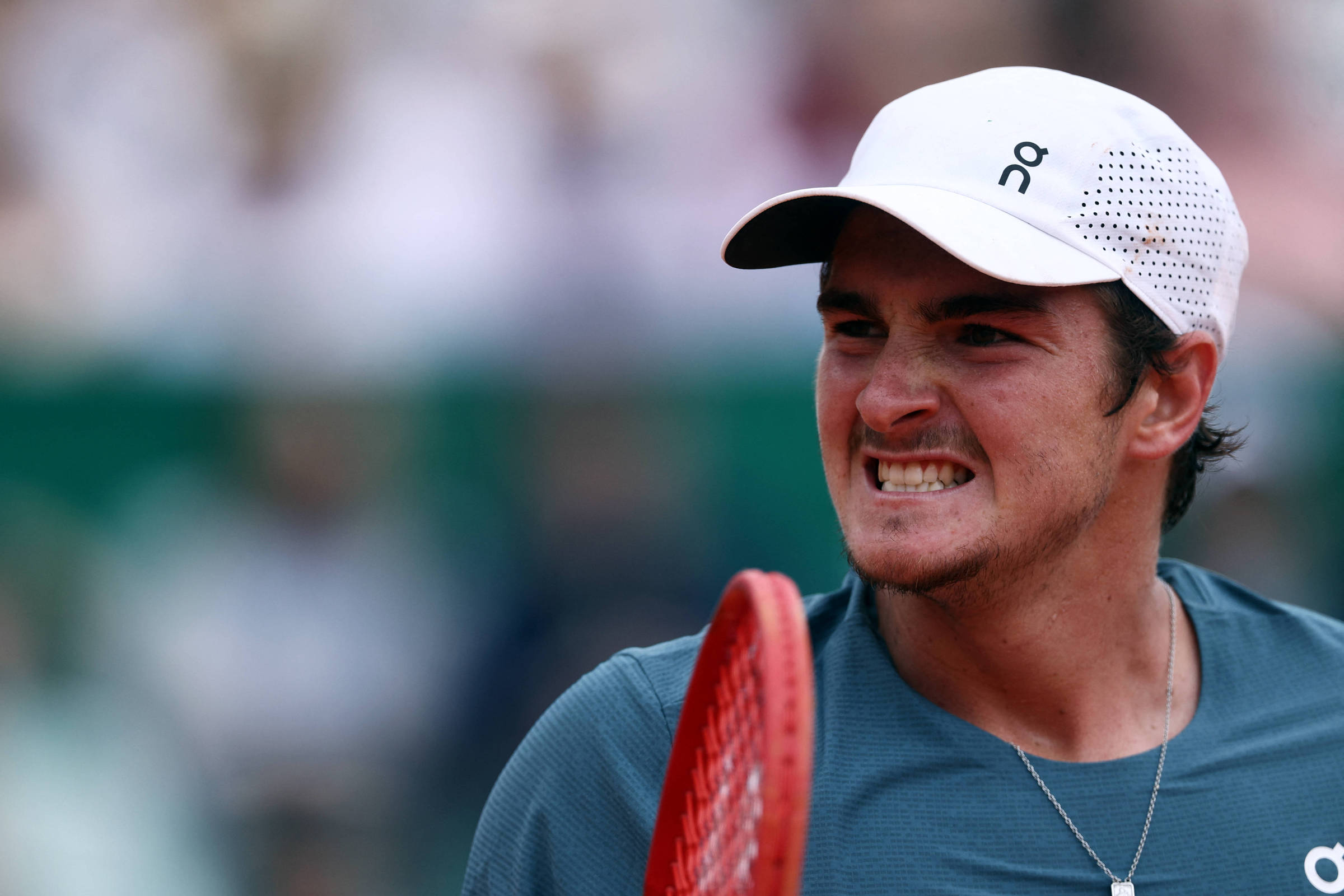 João Fonseca avança às quartas de final em Munique ao derrotar atleta francês – 15/04/2026 – Esporte