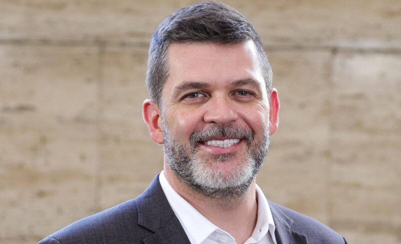 Secretário de Comunicação de Nunes Lidera Campanha de Flávio em 2026