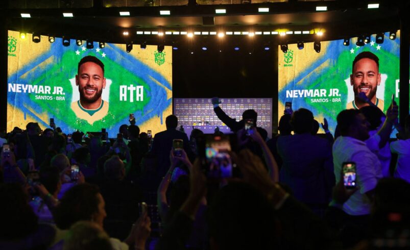 Neymar não participa de treino e gera preocupação a duas semanas da Copa do Mundo